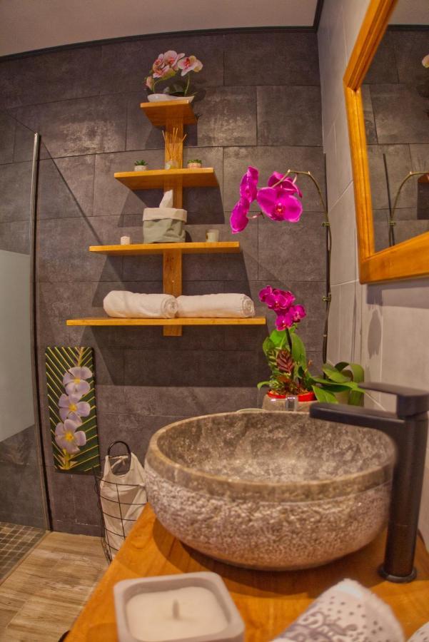 Ka Hema - Maison Entiere Avec Jacuzzi Et Vue Sur Mer Saint-Joseph Exterior photo